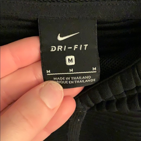 Nike dri fit hoodie - Picture 2 of 5